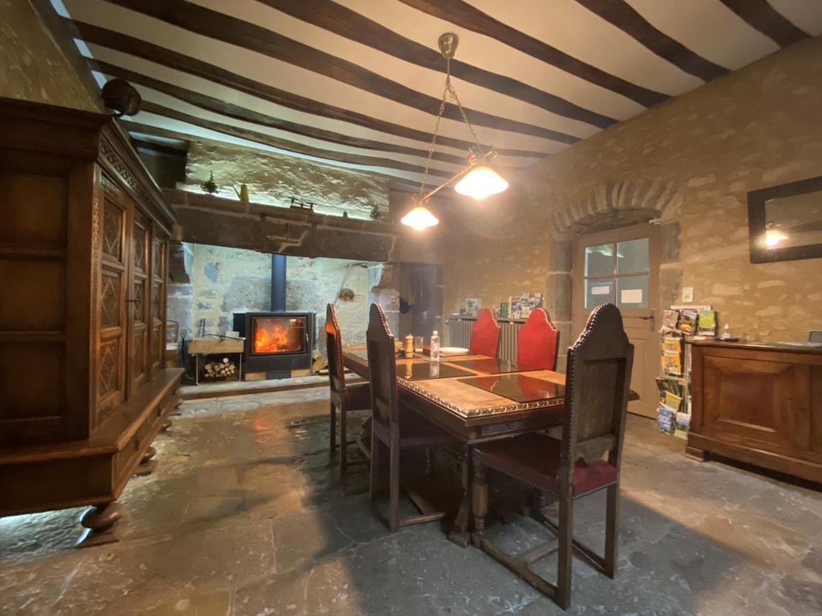 Le P'Tit Relai Bed and Breakfast Montbozon Buitenkant foto