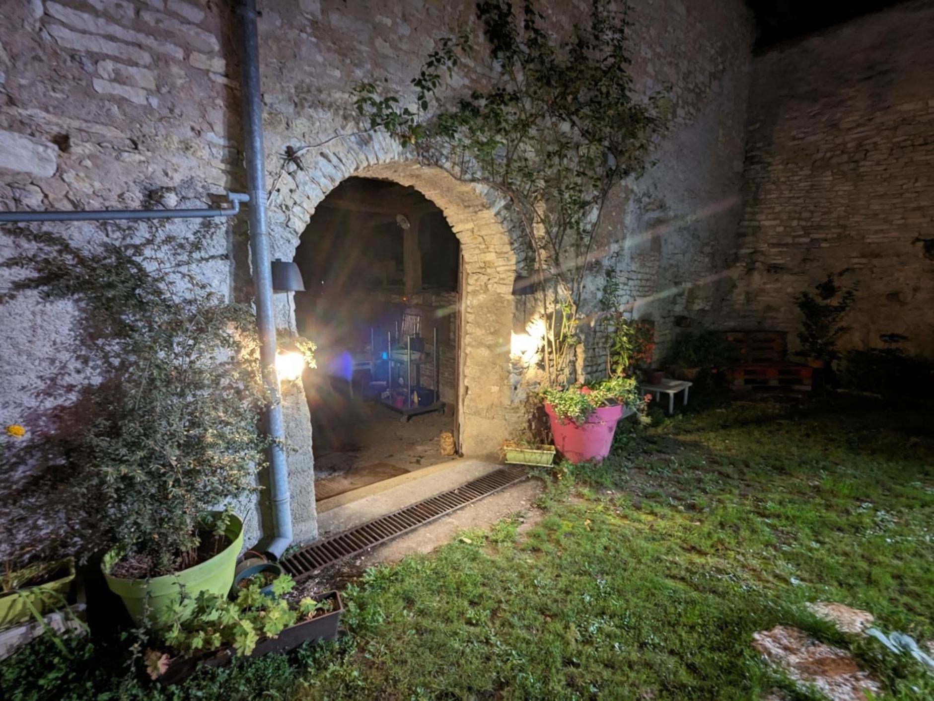 Le P'Tit Relai Bed and Breakfast Montbozon Buitenkant foto